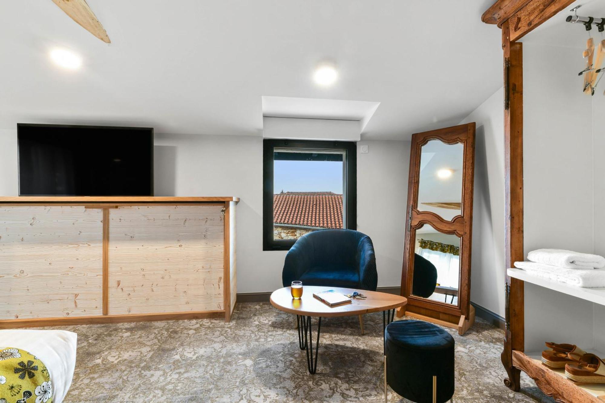 Logis Hotels Gnac E Pause Saint-Lon-Les-Mines Dış mekan fotoğraf